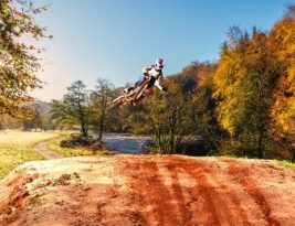Mastering Downhill Riding Off-road
