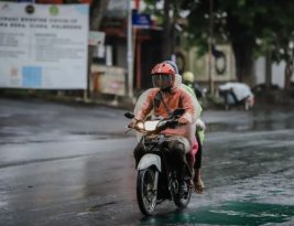 Tips for Riding Safely in Wet Weather Conditions