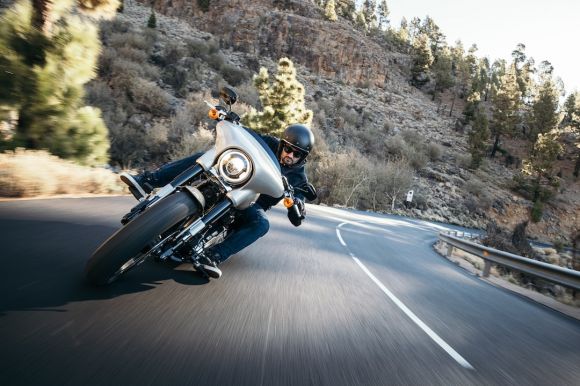 Motorcycle Pull Over - man riding motorcycle at the road during daytime